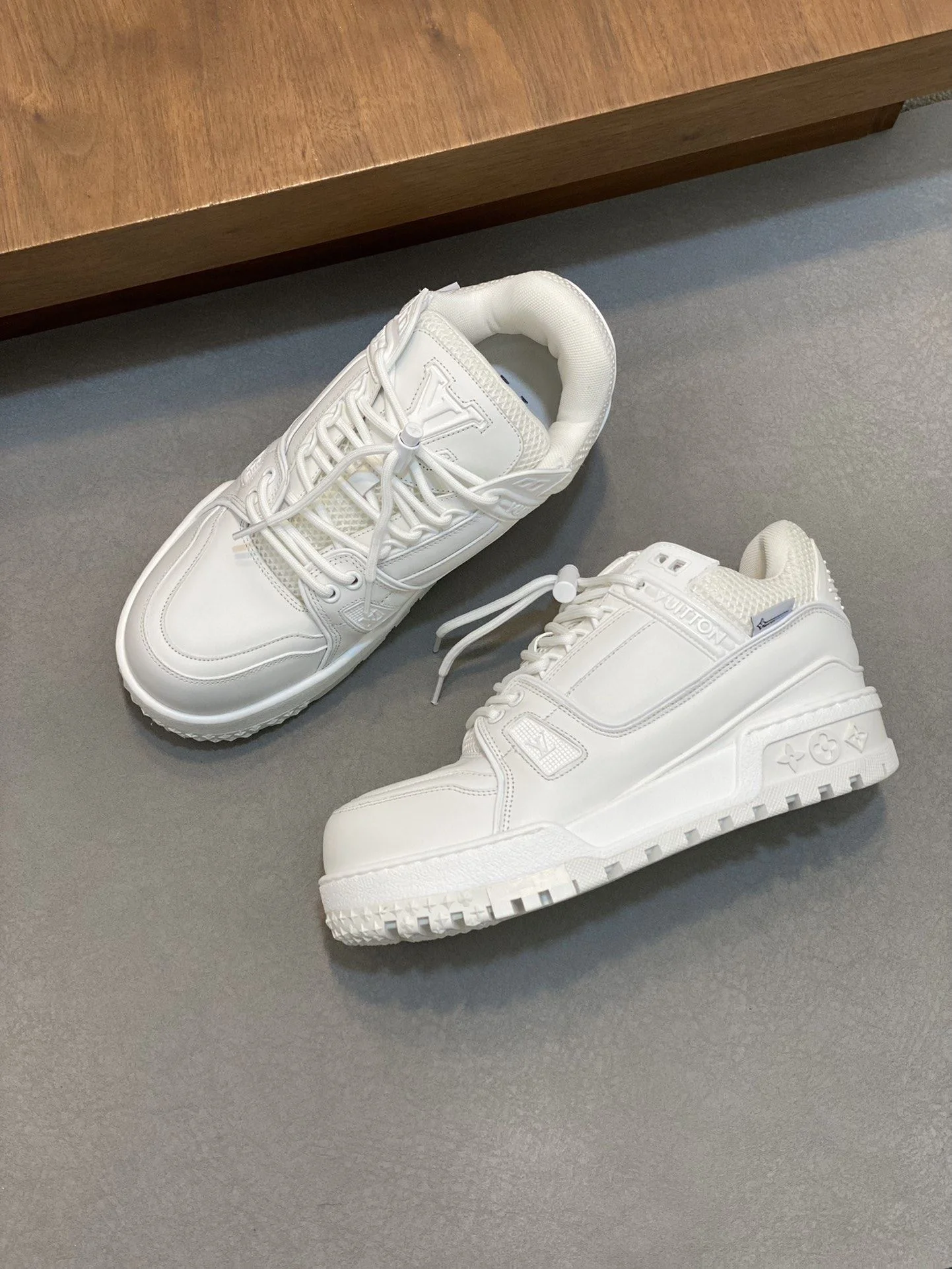 Louis Vuitton Trainer Sneaker Bold 30993
