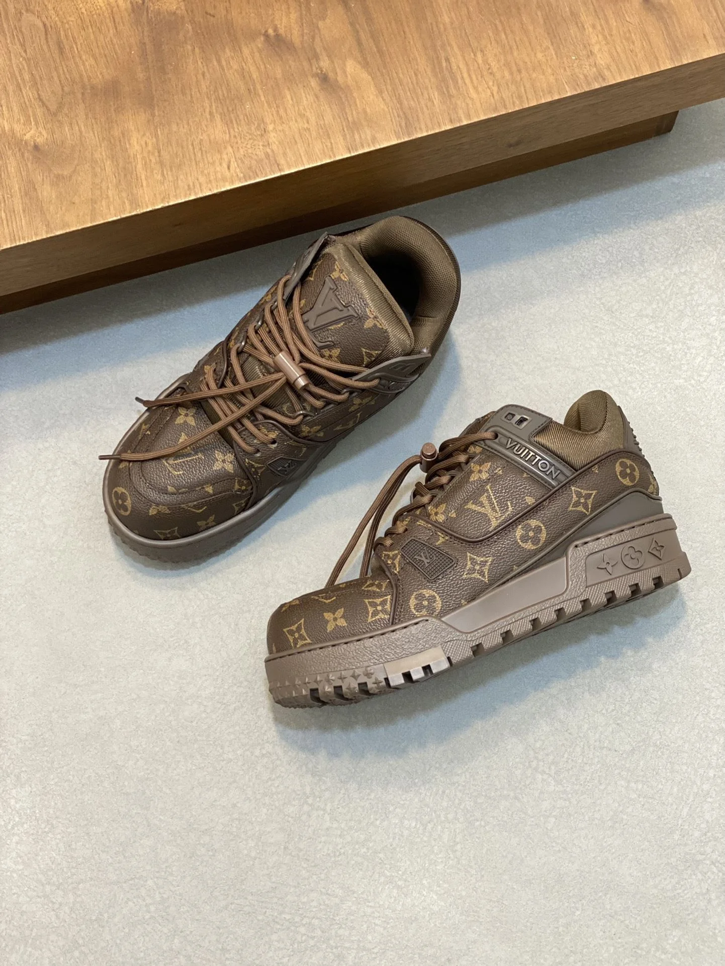 Louis Vuitton Trainer Sneaker TravelReady 31014