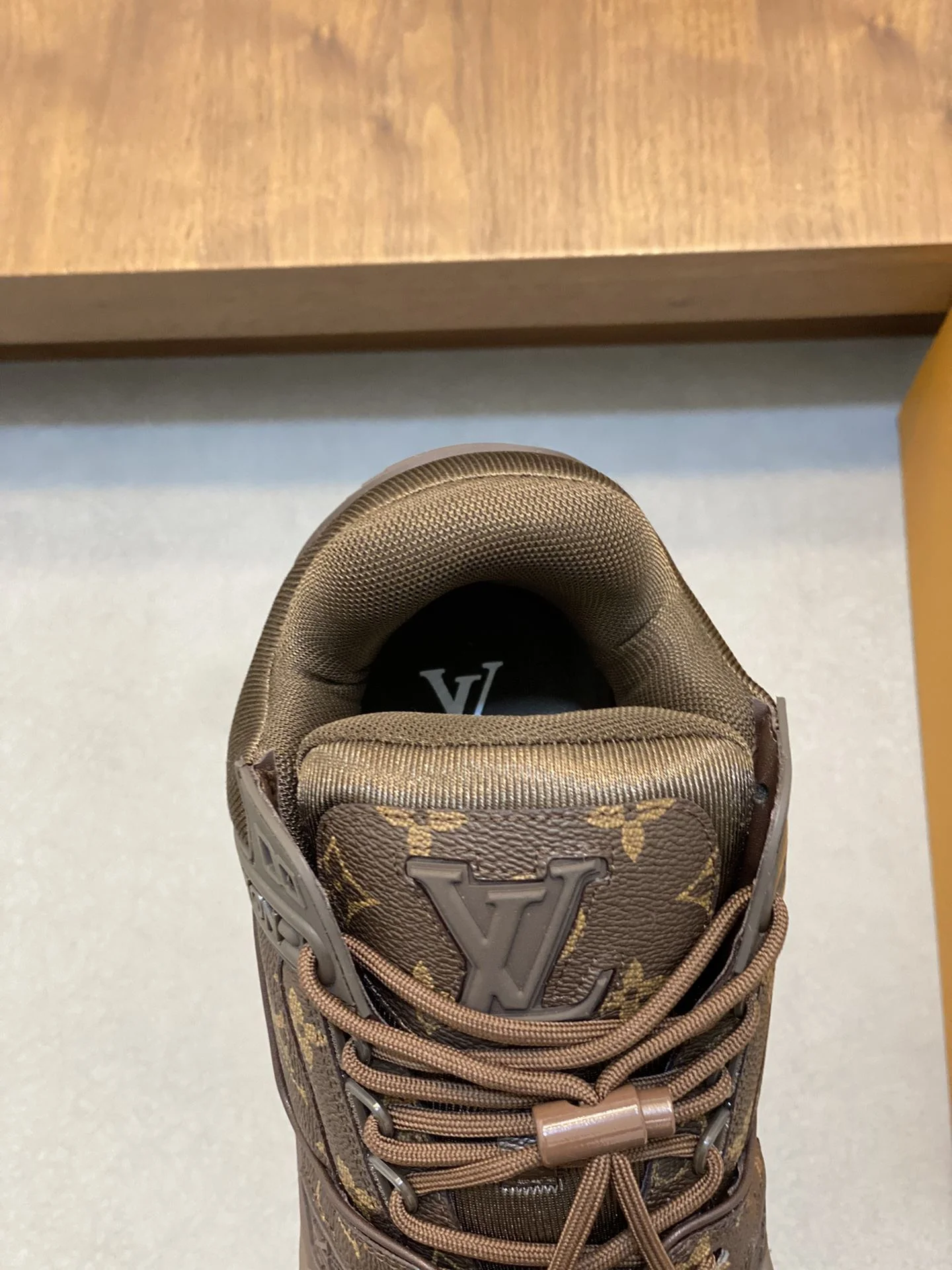 Louis Vuitton Trainer Sneaker TravelReady 31014