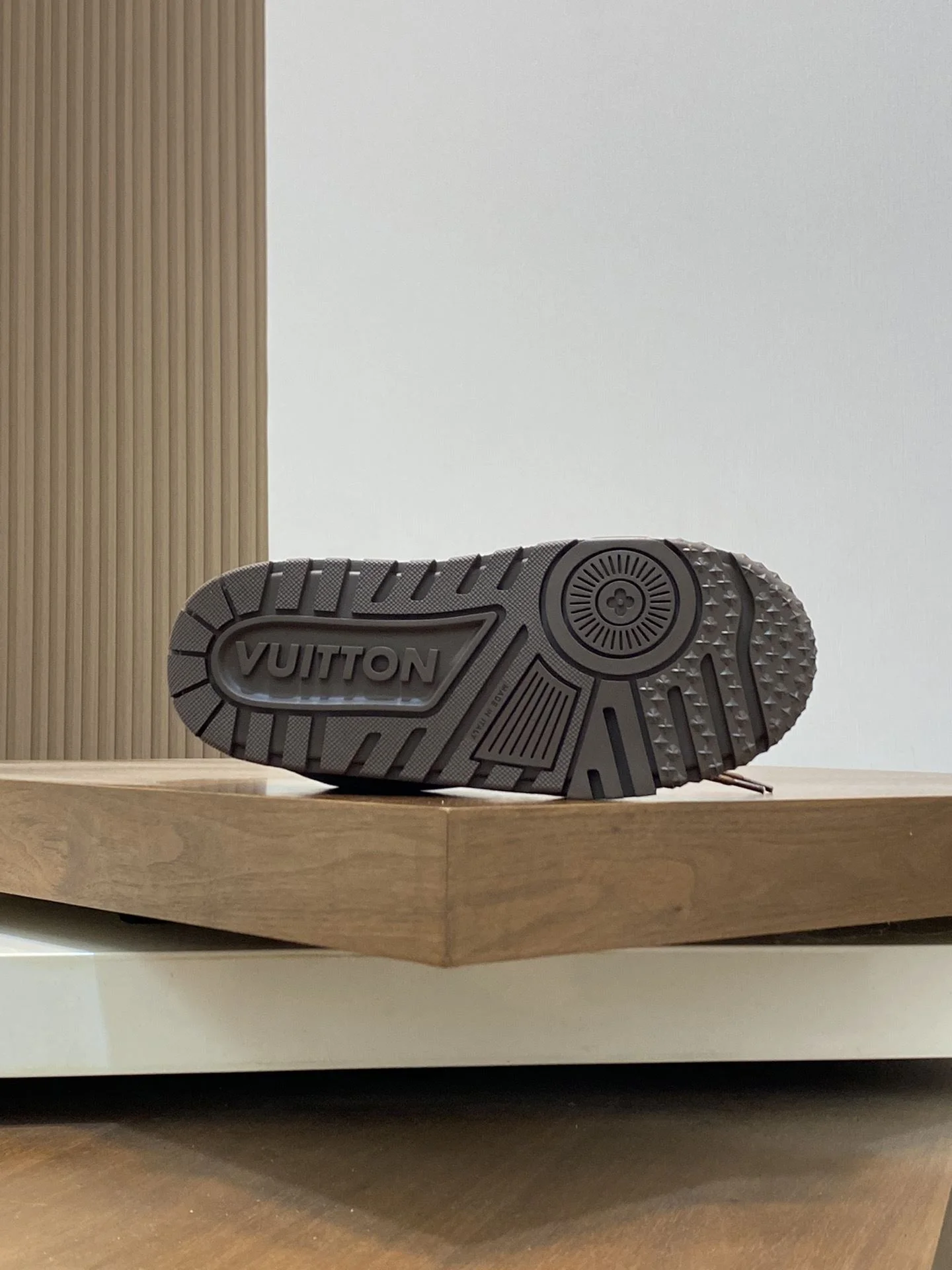 Louis Vuitton Trainer Sneaker TravelReady 31014