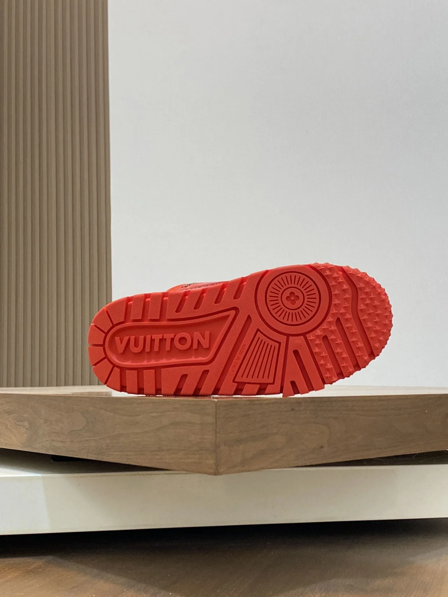 Louis Vuitton Trainer Sneaker Soft 31001