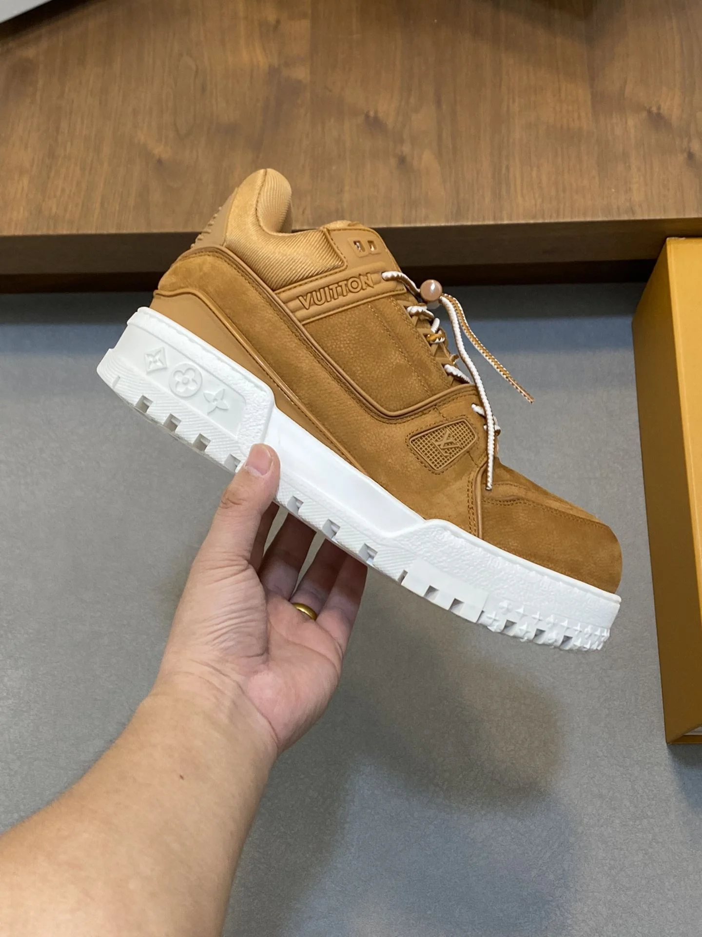 Louis Vuitton Trainer Sneaker BestValue 31011