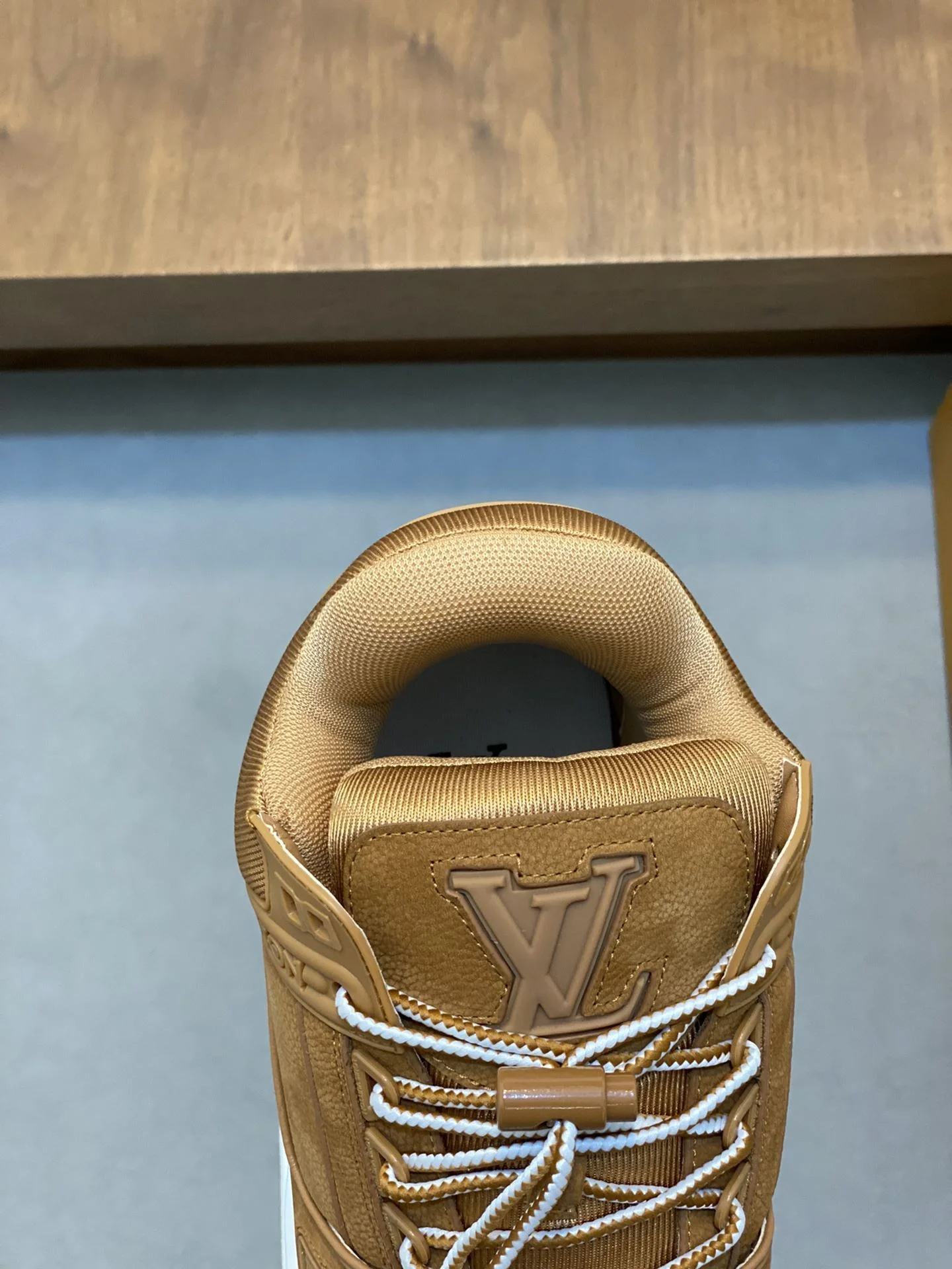 Louis Vuitton Trainer Sneaker BestValue 31011