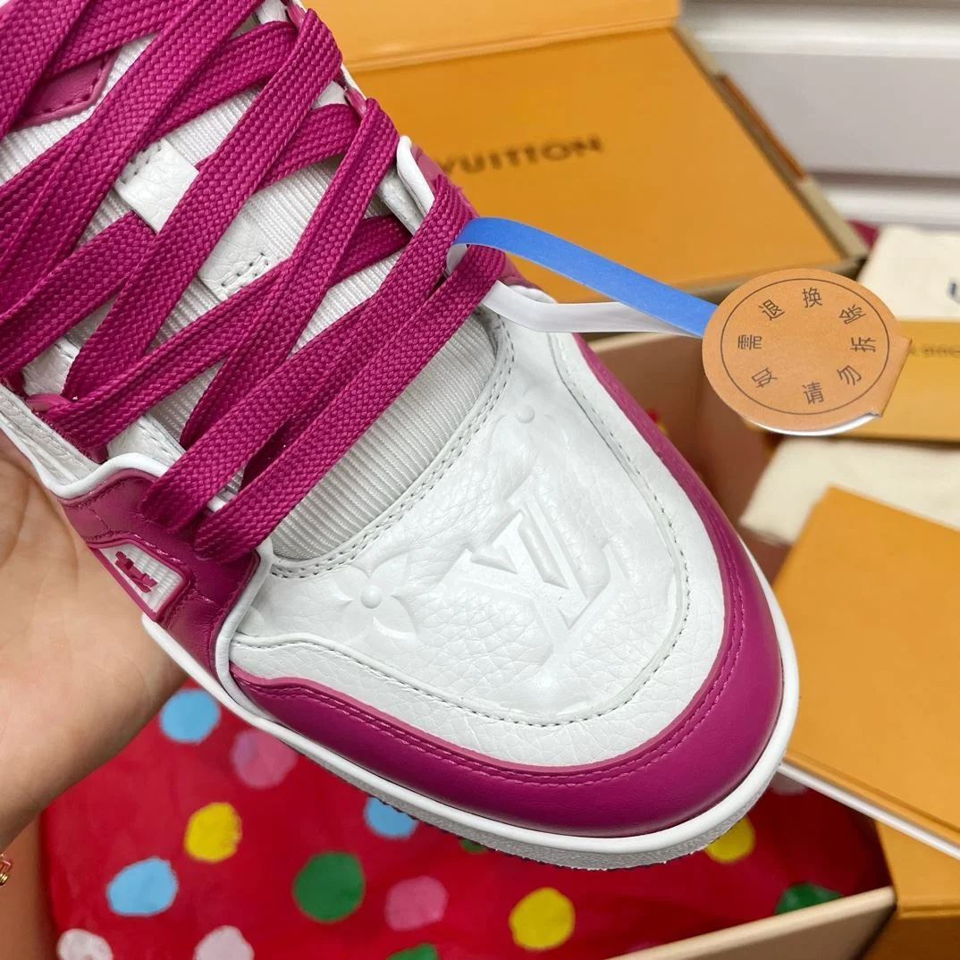 Sophisticated Louis Vuitton Trainer Sneaker 30987