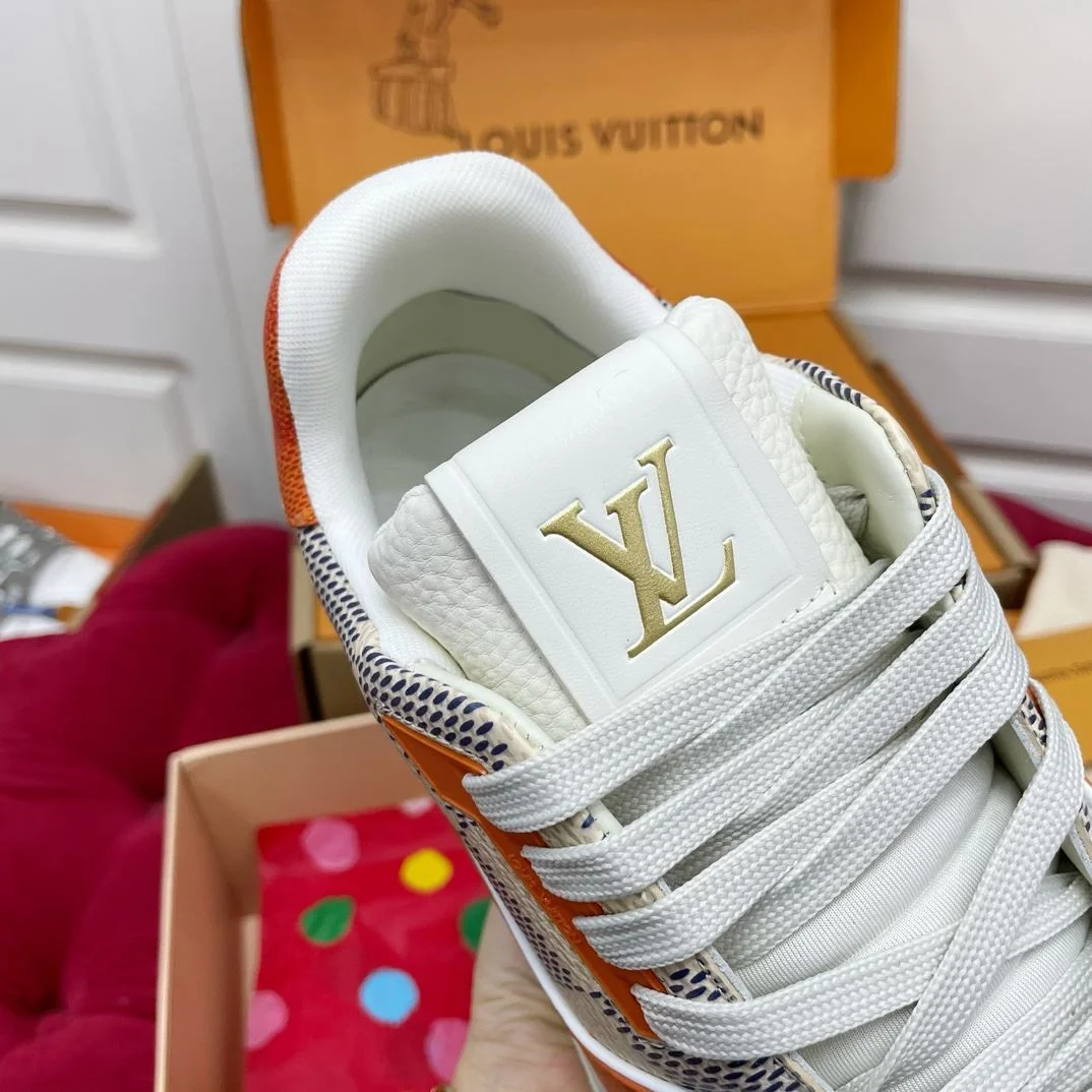 Refined Louis Vuitton Trainer Sneaker 30958