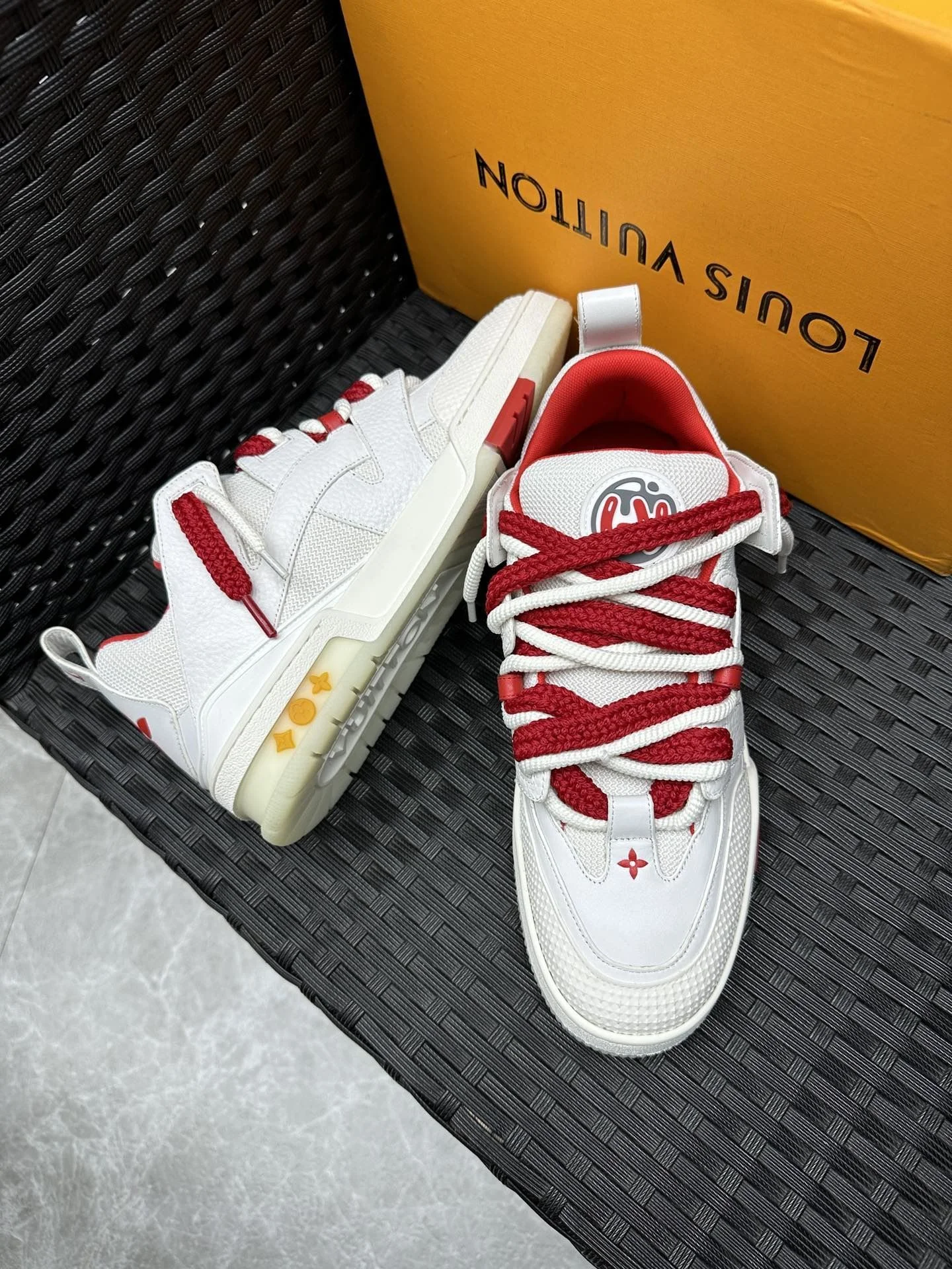 Louis Vuitton Trainer Sneaker UrbanStyle 30977