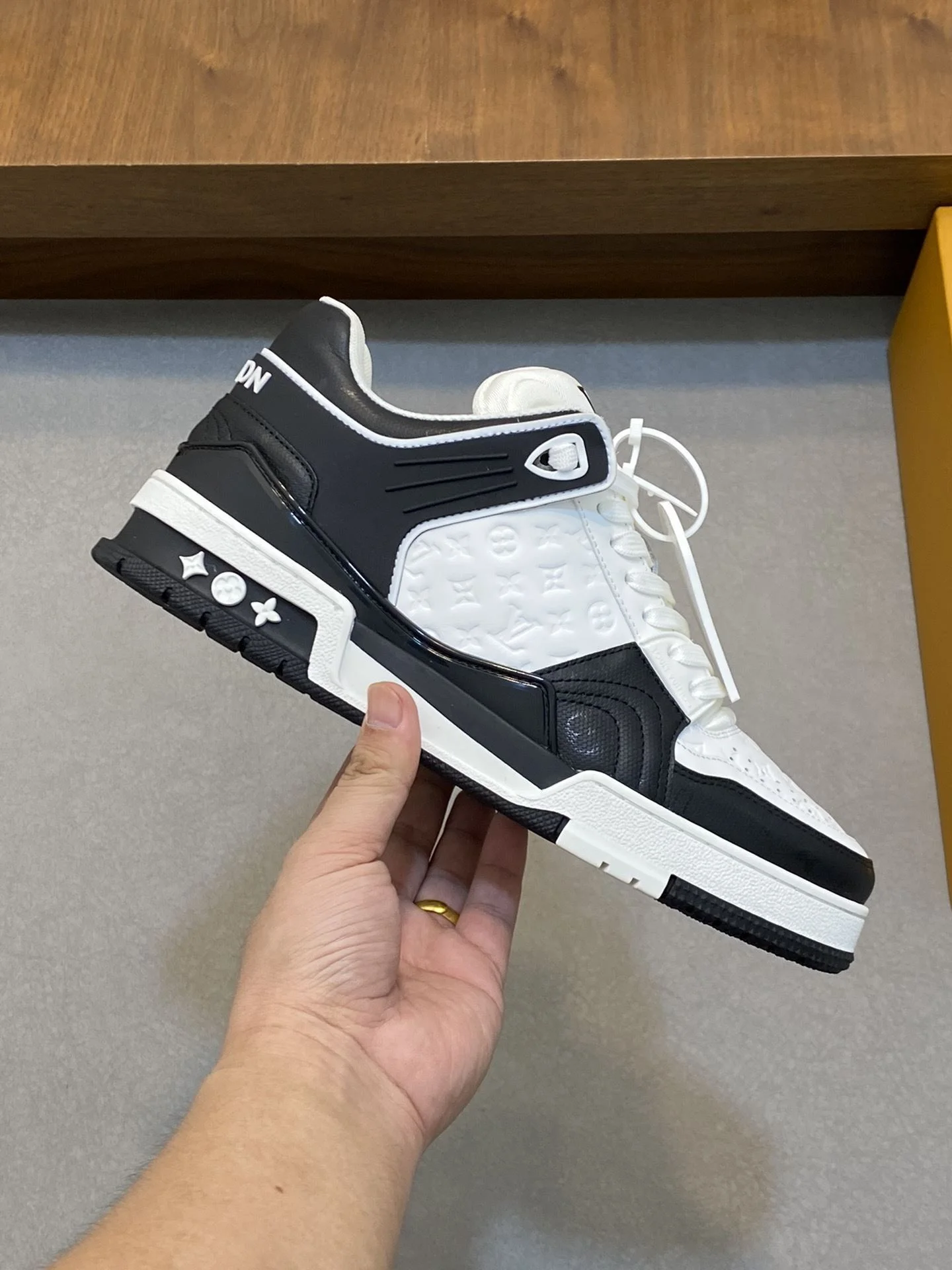 Youthful Louis Vuitton Trainer Sneaker 30953