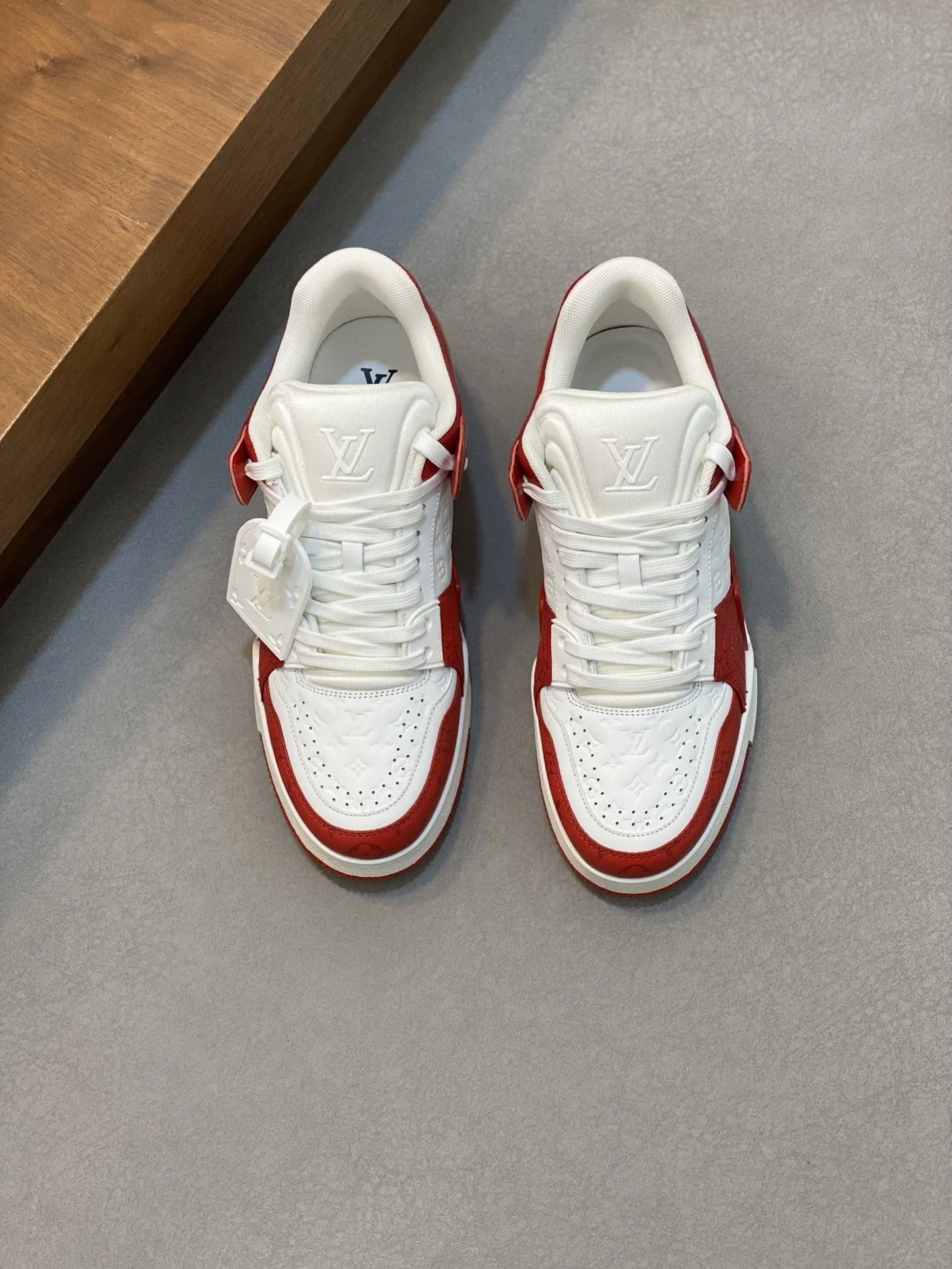 Louis Vuitton Trainer Sneaker Classic 30975