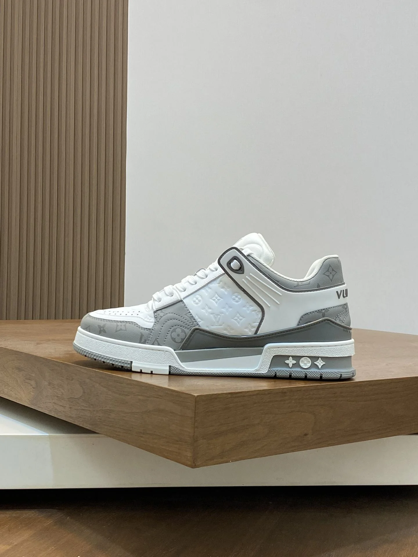 Louis Vuitton Trainer Sneaker EasyMatch 30960