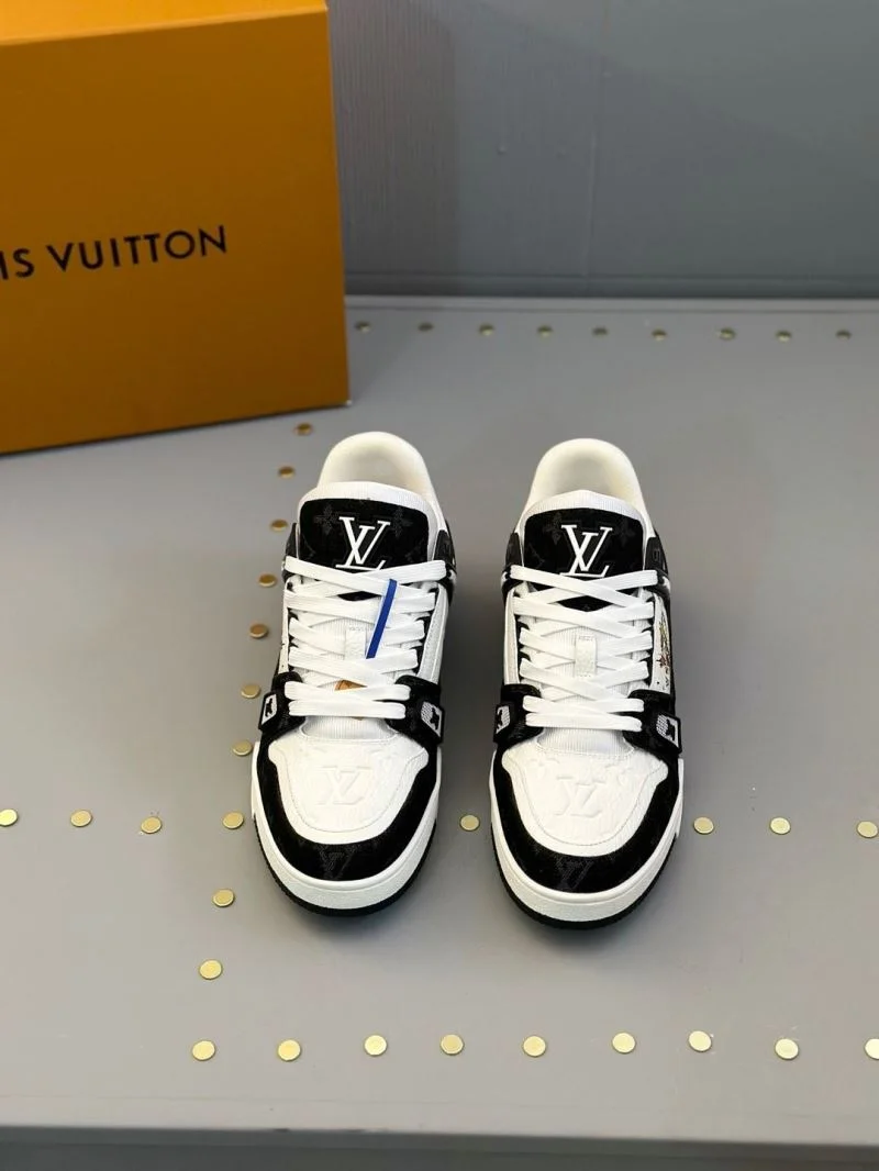 WrinkleFree Louis Vuitton Trainer Sneaker 30976