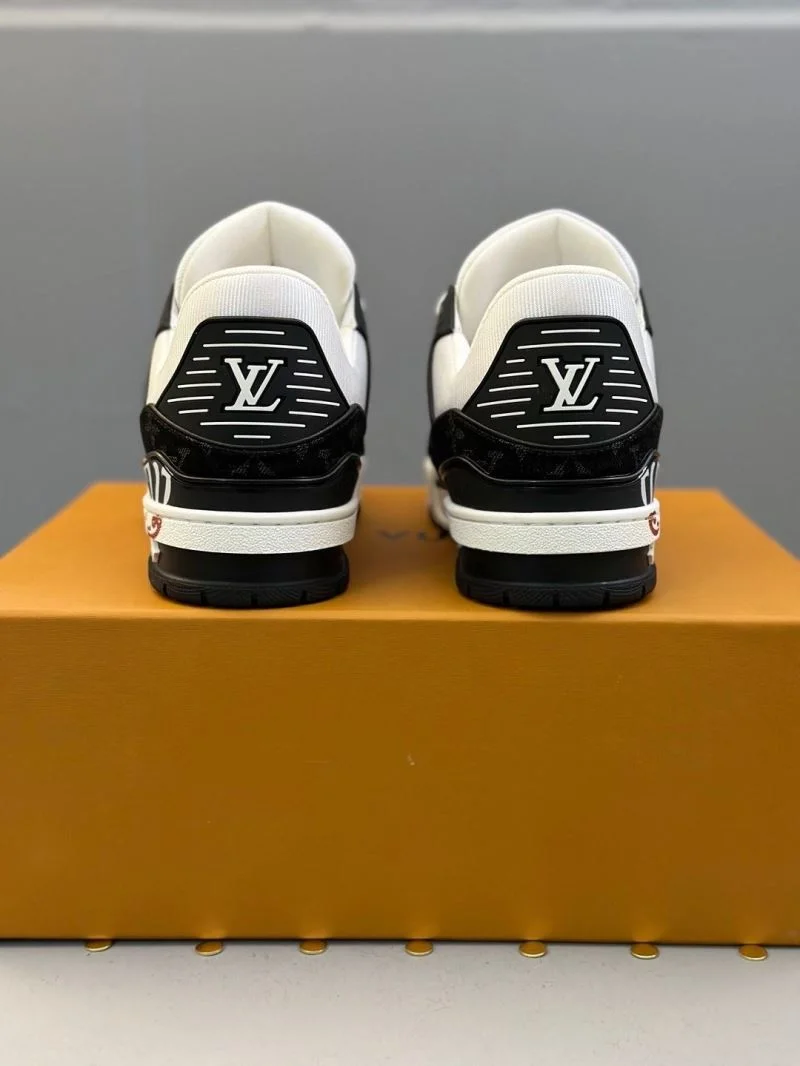 TimelessDesign Louis Vuitton Trainer Sneaker 30967