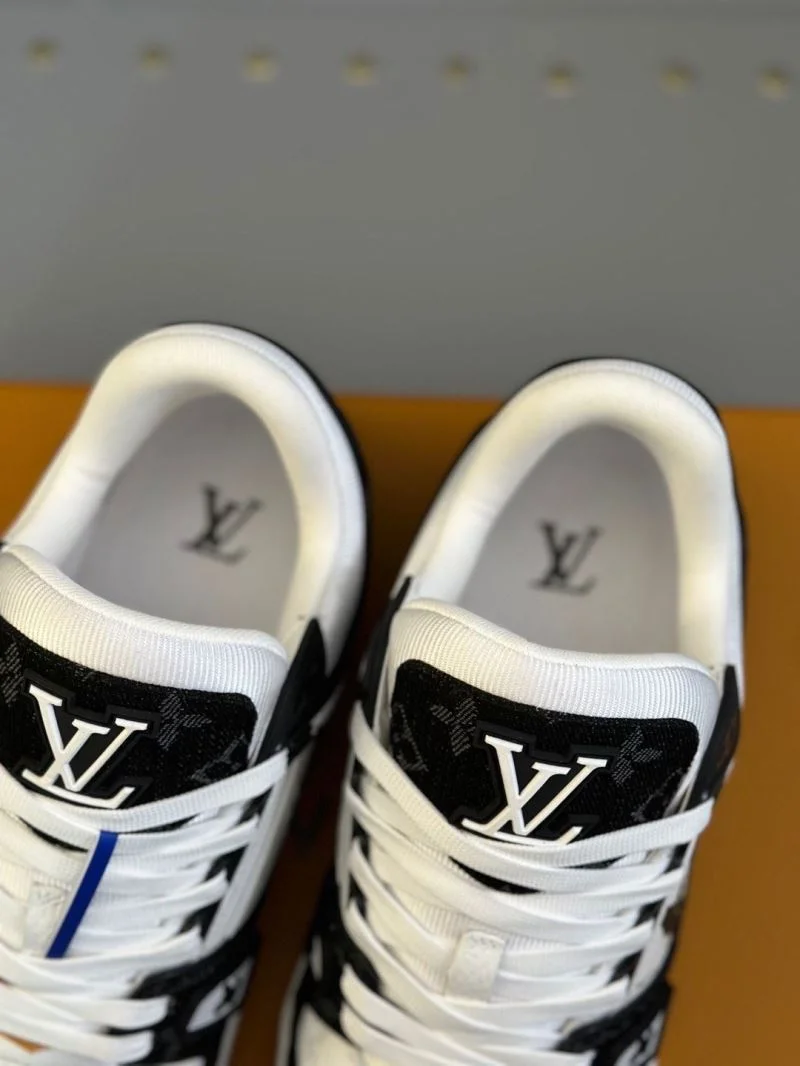 Louis Vuitton Trainer Sneaker Trendy 30964