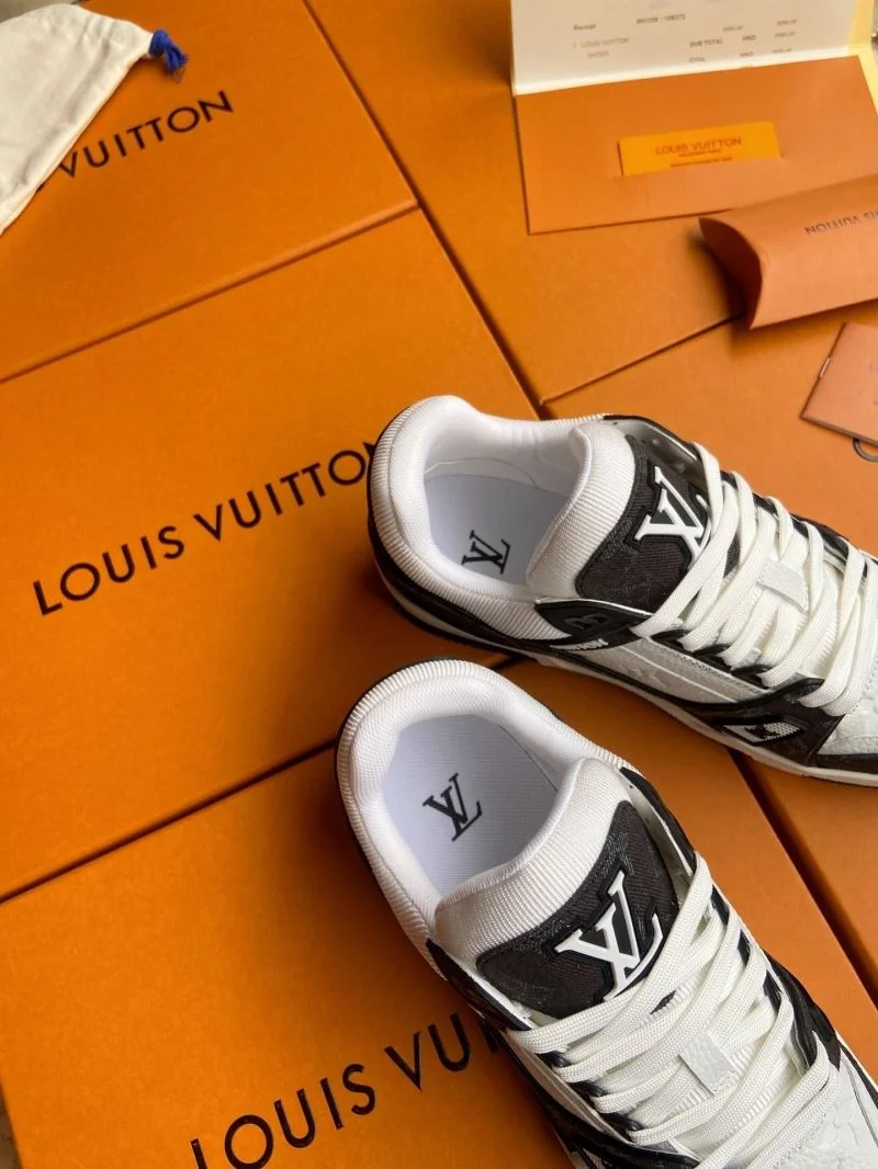 Contemporary Louis Vuitton Trainer Sneaker 30947