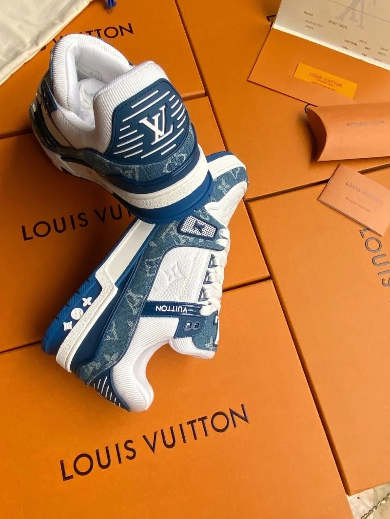 Louis Vuitton Trainer Sneaker HighPerformance 30949