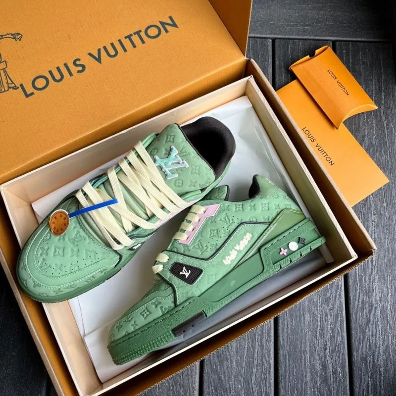 Minimalist Louis Vuitton Trainer Sneaker 30938
