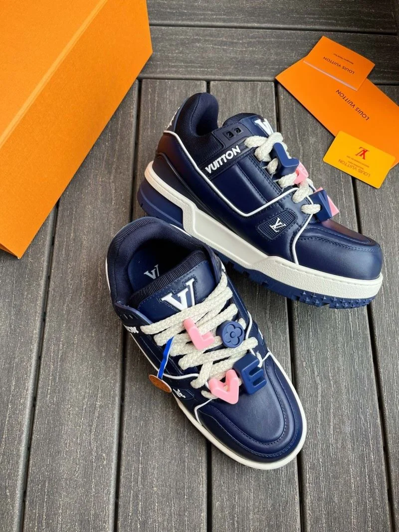 Louis Vuitton Trainer Sneaker Unique 30921