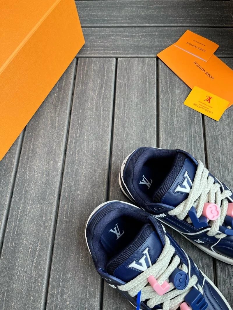 Louis Vuitton Trainer Sneaker Unique 30921