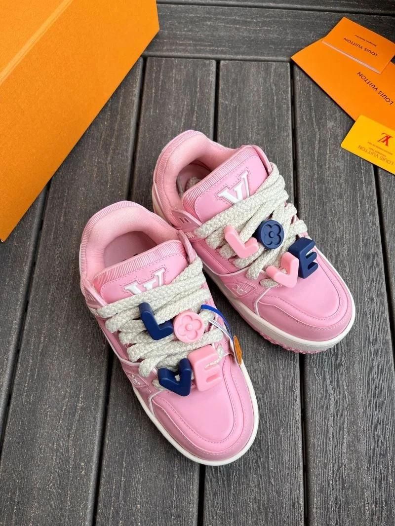 Louis Vuitton Trainer Sneaker Practical 30934