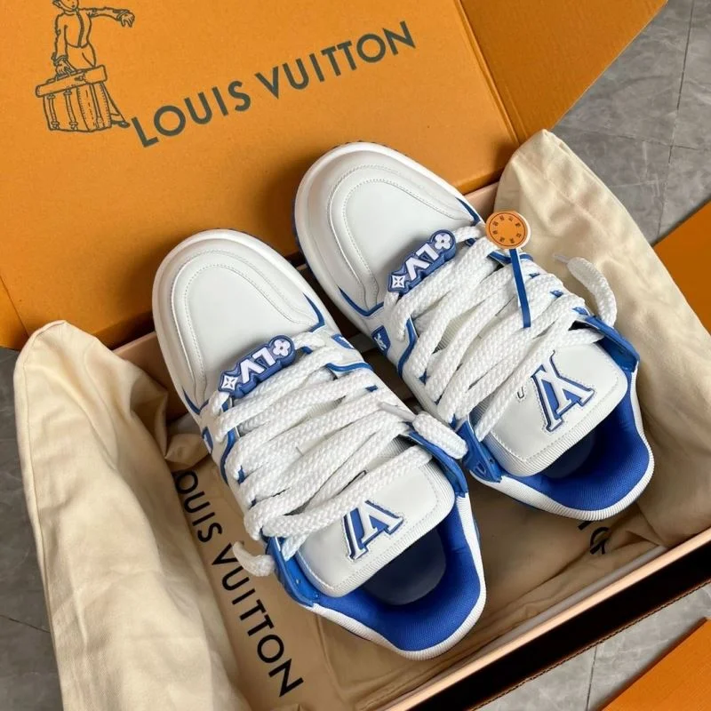 Stretchable Louis Vuitton Trainer Sneaker 30914