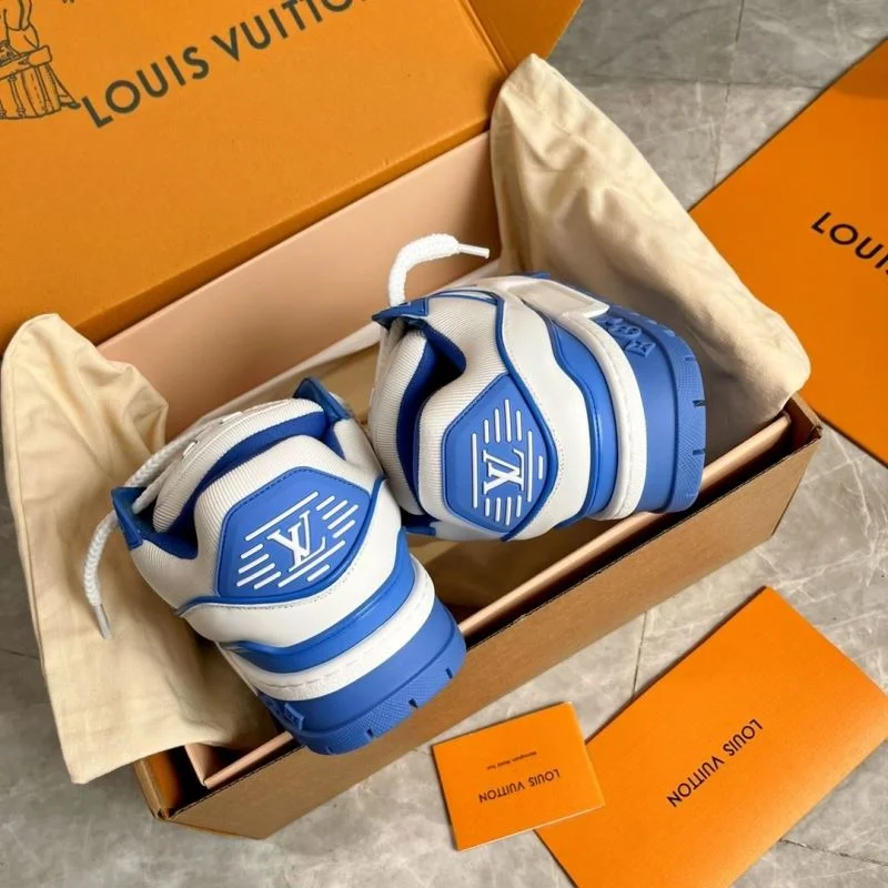 Stretchable Louis Vuitton Trainer Sneaker 30914