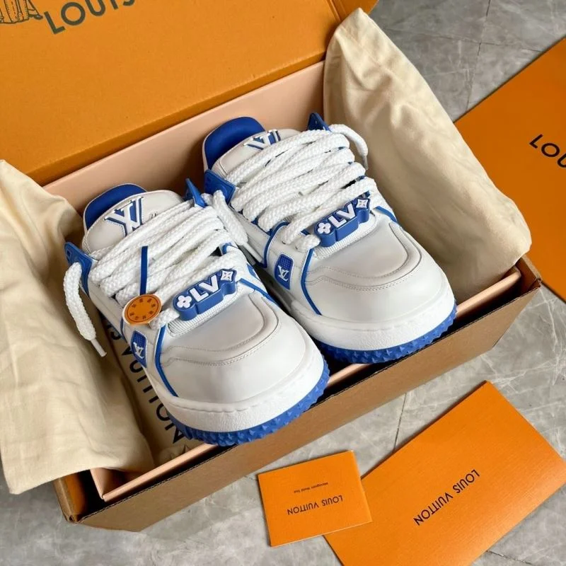Stretchable Louis Vuitton Trainer Sneaker 30914