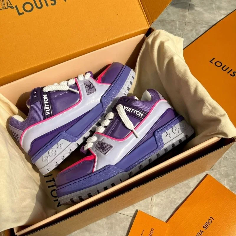 RelaxedFit Louis Vuitton Trainer Sneaker 30931