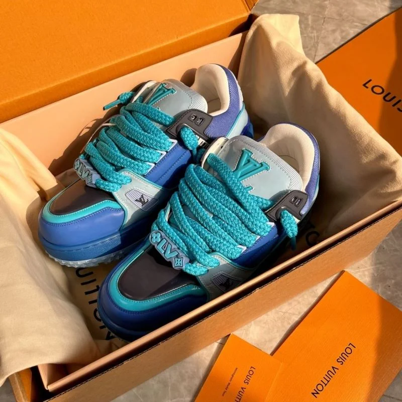 Louis Vuitton Trainer Sneaker EyeCatching 30918
