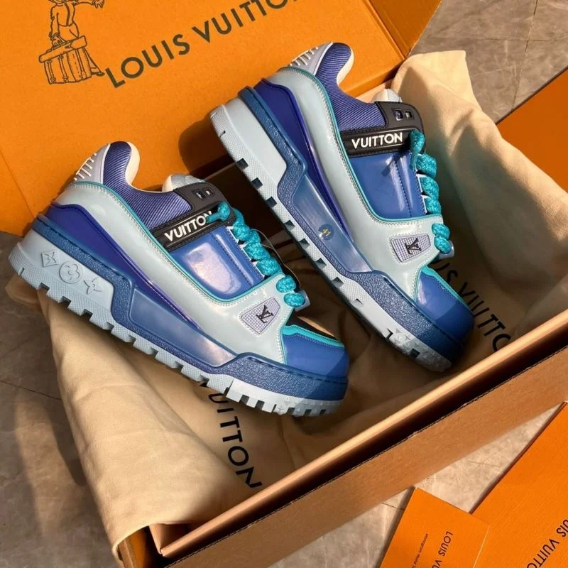 Louis Vuitton Trainer Sneaker EyeCatching 30918