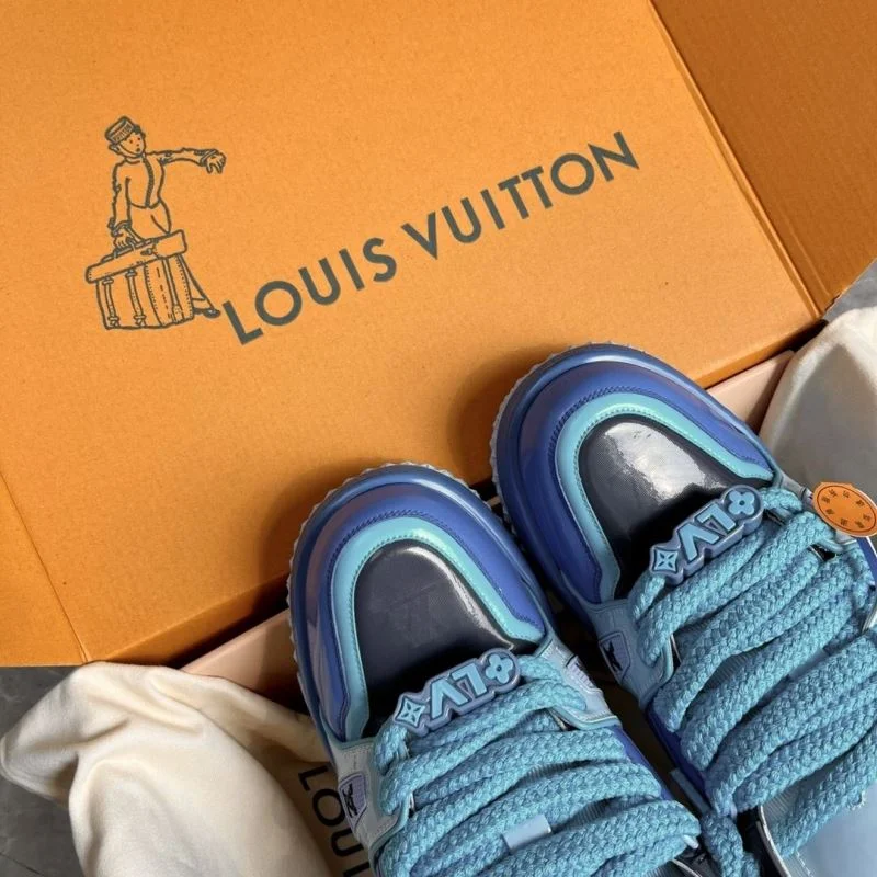 Louis Vuitton Trainer Sneaker EyeCatching 30918