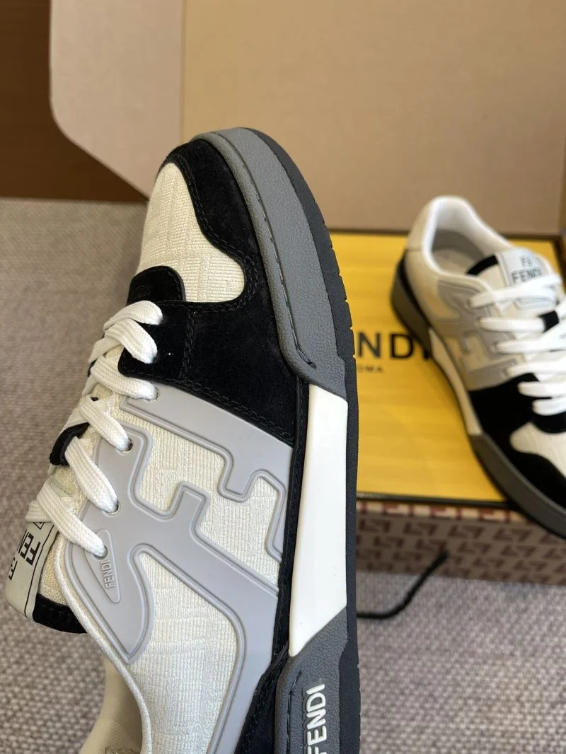 Durable Louis Vuitton Trainer Sneaker 30915