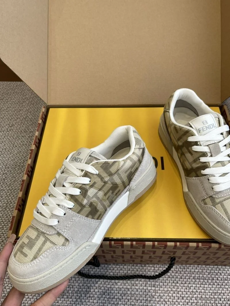 Vibrant Louis Vuitton Trainer Sneaker 30924