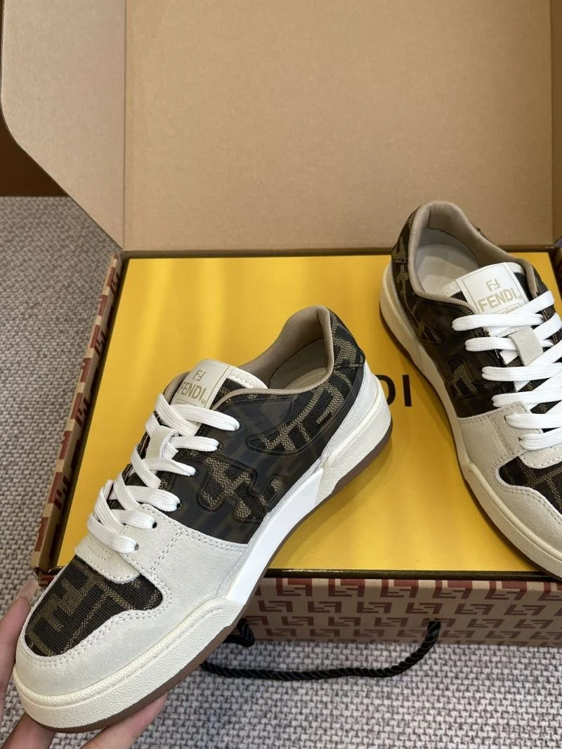 Stretchable Louis Vuitton Trainer Sneaker 30917