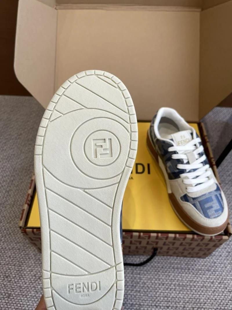 Unisex Louis Vuitton Trainer Sneaker 30909