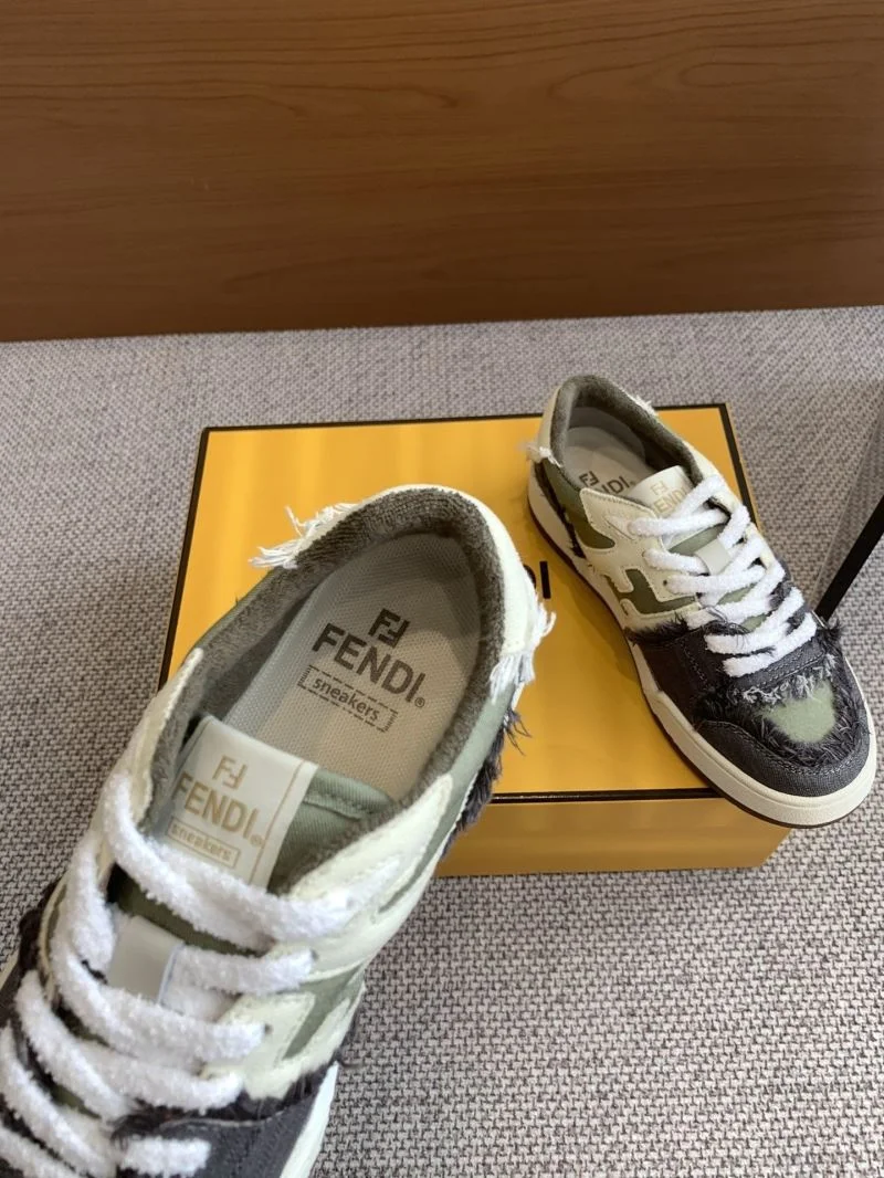 Louis Vuitton Trainer Sneaker Refined 30942