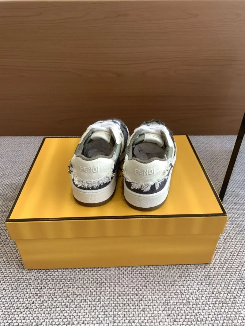 Louis Vuitton Trainer Sneaker Refined 30942