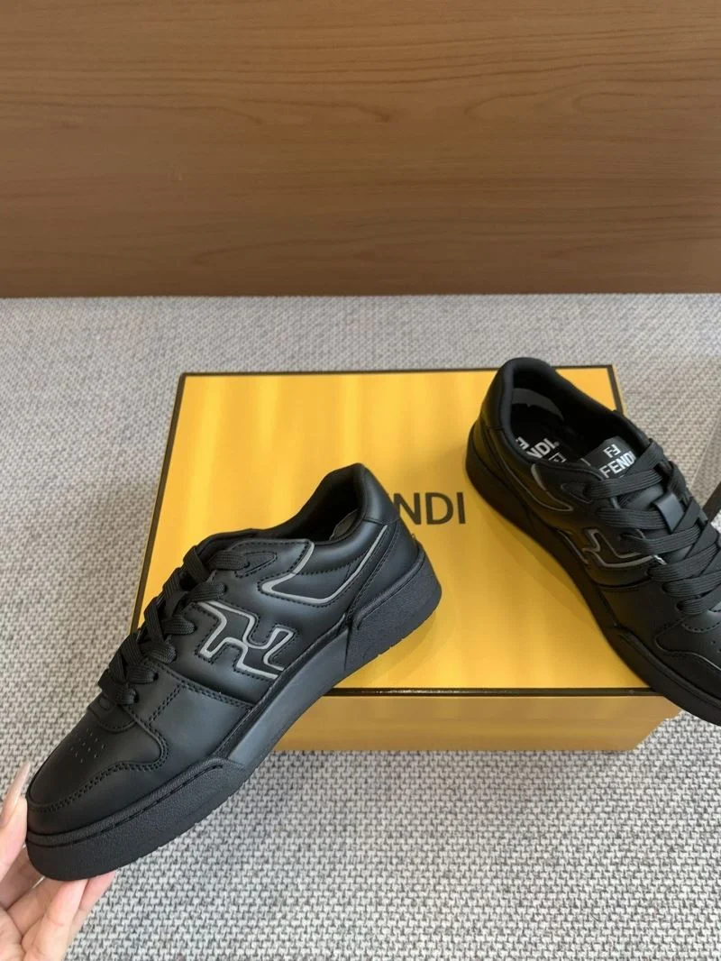 FashionForward Louis Vuitton Trainer Sneaker 30906