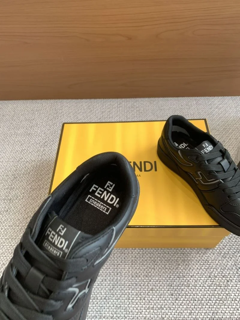 FashionForward Louis Vuitton Trainer Sneaker 30906