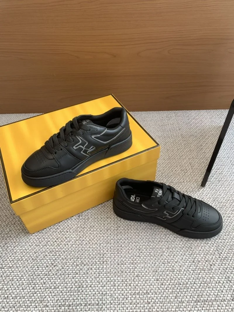FashionForward Louis Vuitton Trainer Sneaker 30906