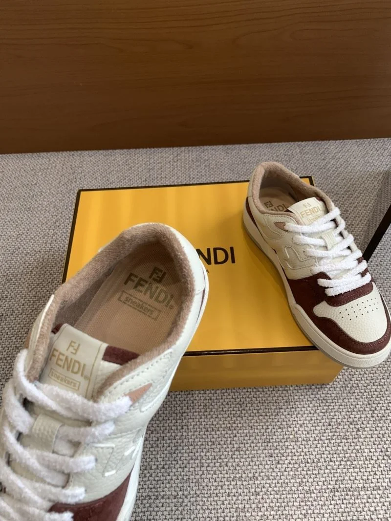 Louis Vuitton Trainer Sneaker Durable 30905