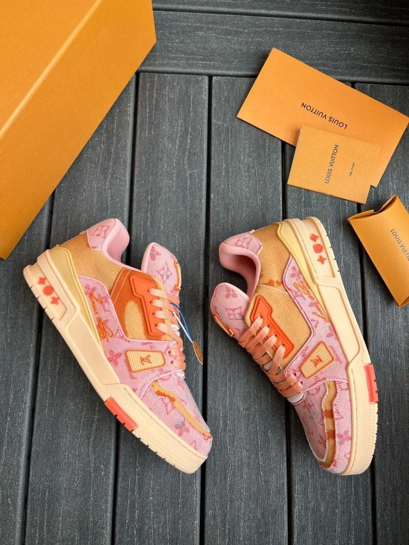 HighQuality Louis Vuitton Trainer Sneaker 30901