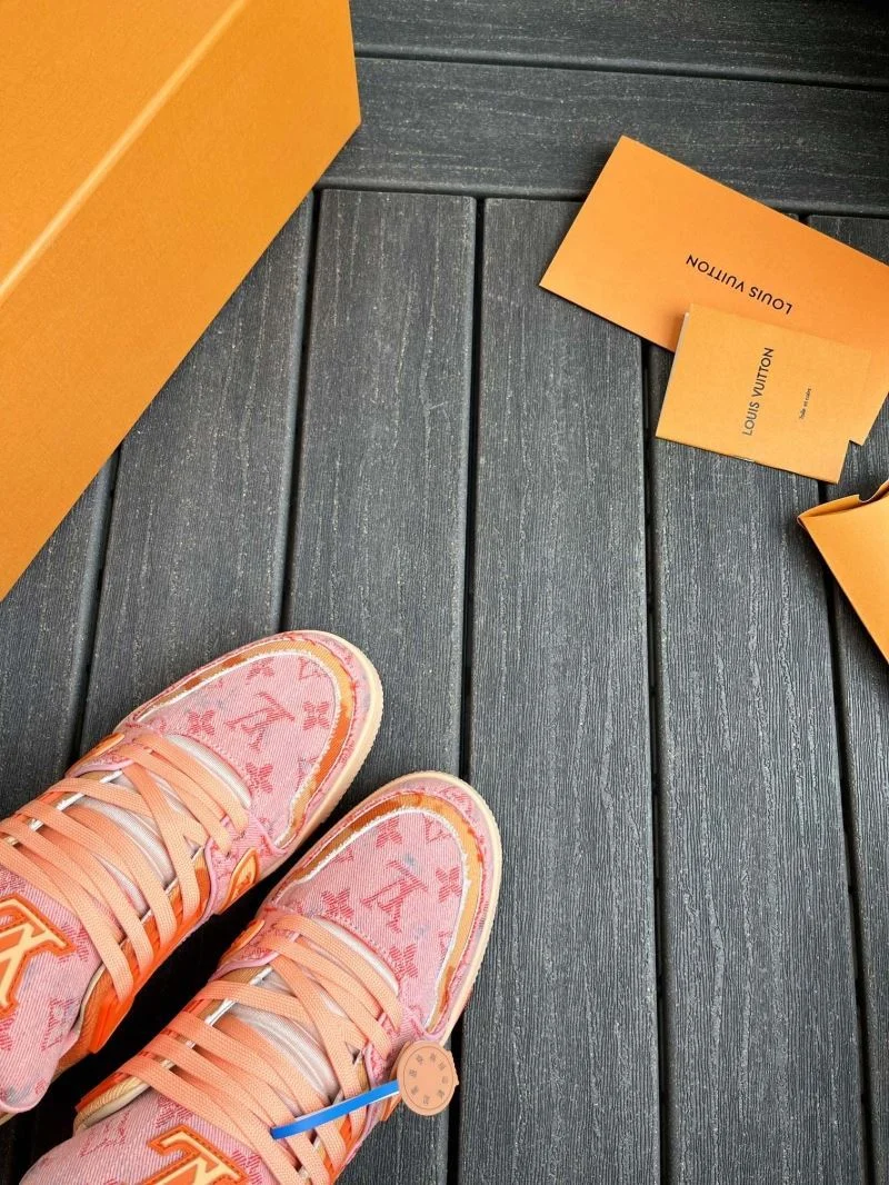 HighQuality Louis Vuitton Trainer Sneaker 30901