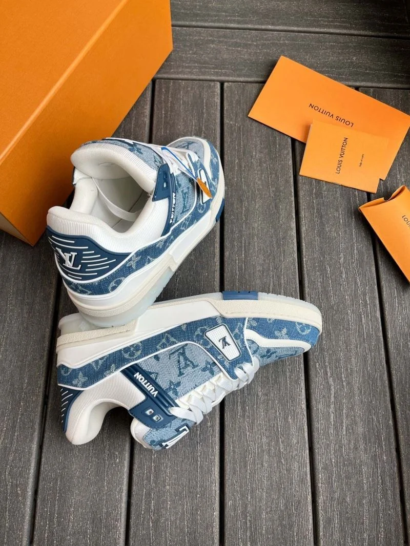 FashionForward Louis Vuitton Trainer Sneaker 30884