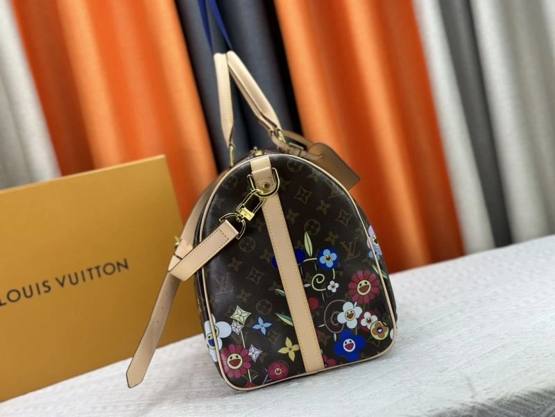 Louis Vuitton Travel Bags Effortless 80308