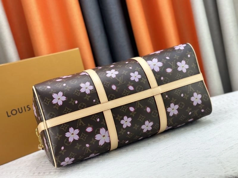 Stylish Louis Vuitton Travel Bags 80282