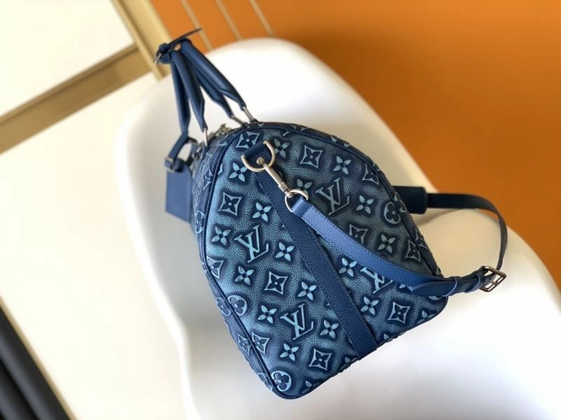 Unisex Louis Vuitton Travel Bags 94133