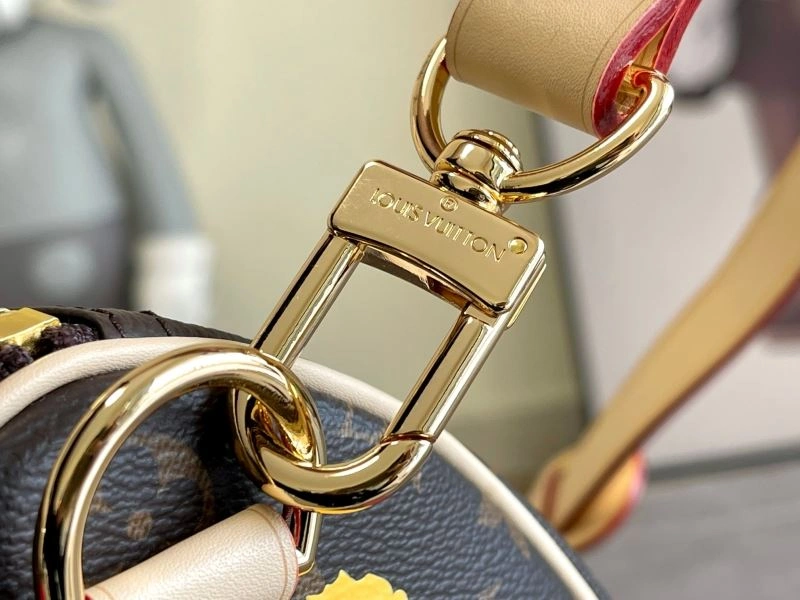 Trendsetting Louis Vuitton Travel Bags 94132