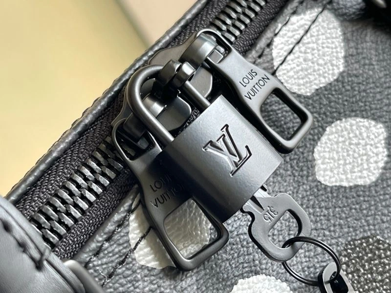 Louis Vuitton Travel Bags Seasonal 94166