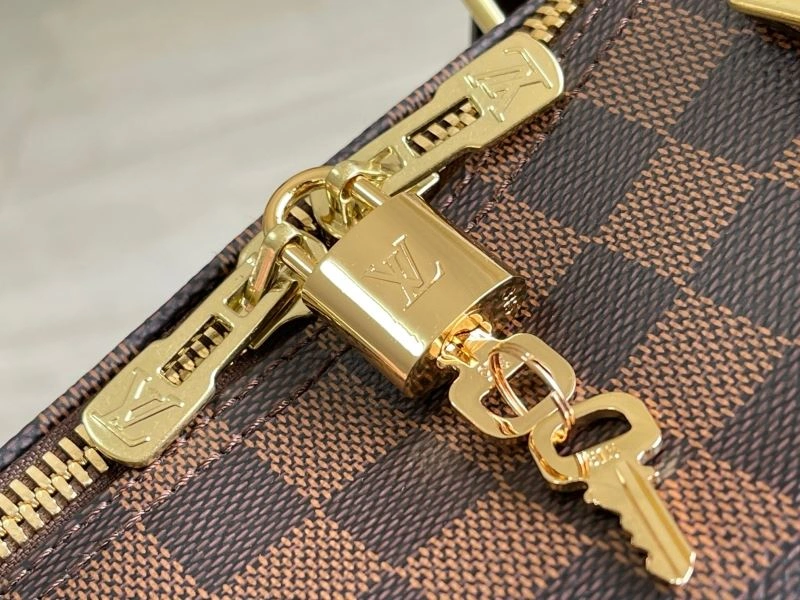 WaterResistant Louis Vuitton Travel Bags 93906
