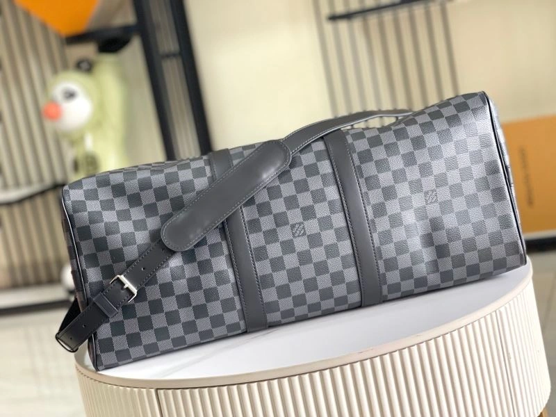 WeatherProof Louis Vuitton Travel Bags 93907