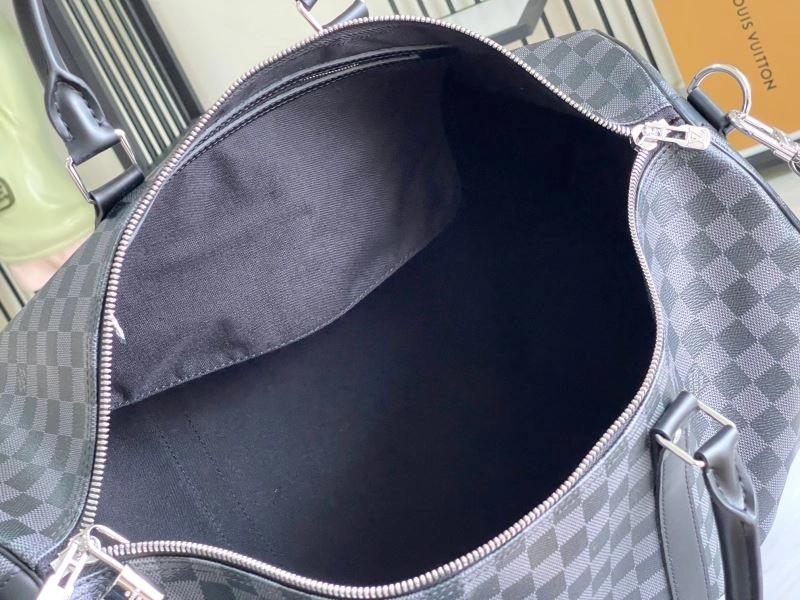 WeatherProof Louis Vuitton Travel Bags 93907